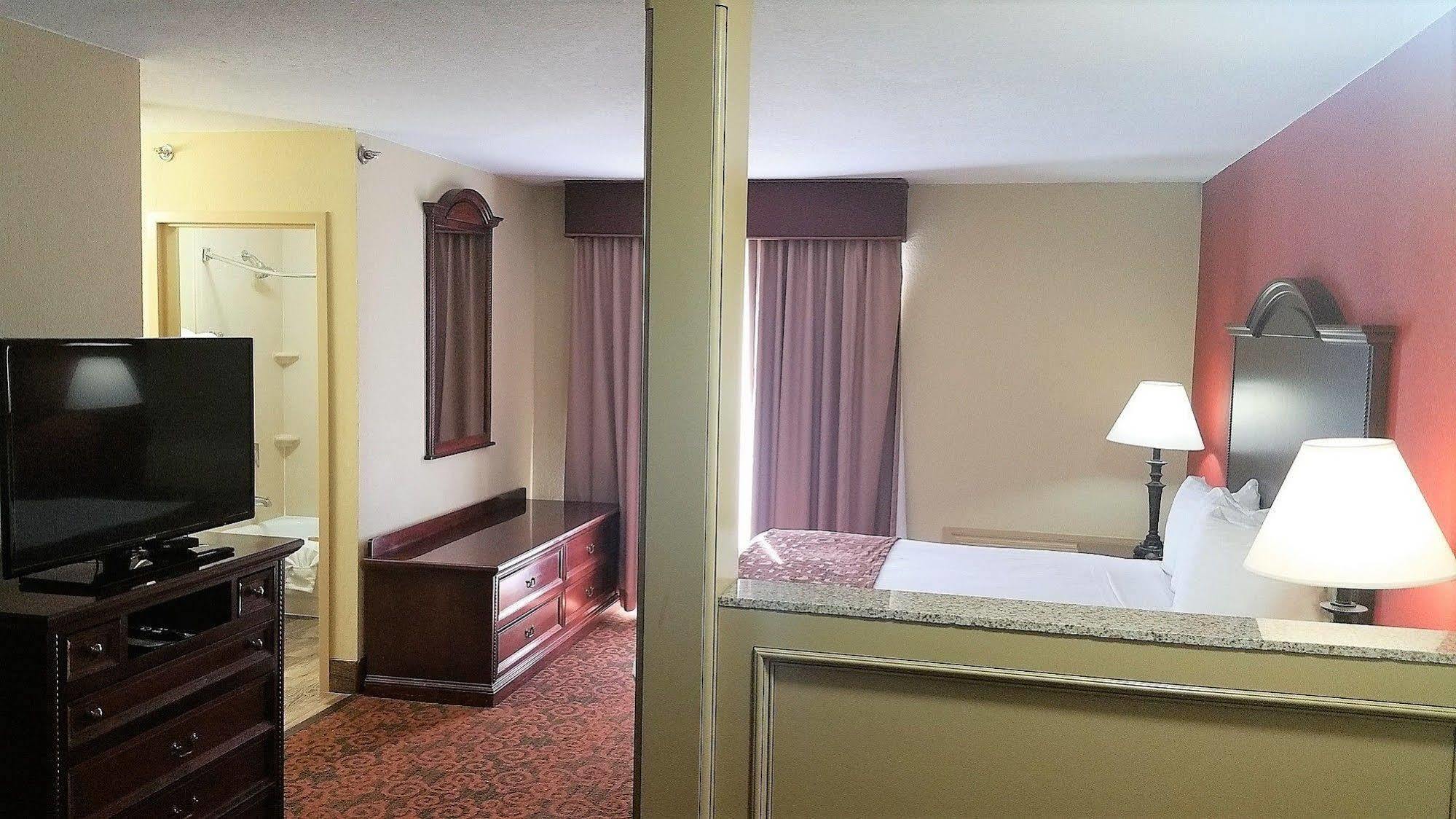 Governors Suites Hotel Oklahoma City Airport Area מראה חיצוני תמונה