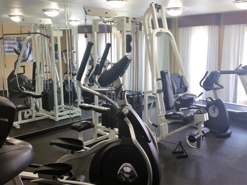 Governors Suites Hotel Oklahoma City Airport Area מראה חיצוני תמונה