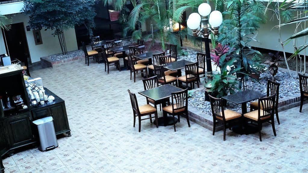 Governors Suites Hotel Oklahoma City Airport Area מראה חיצוני תמונה